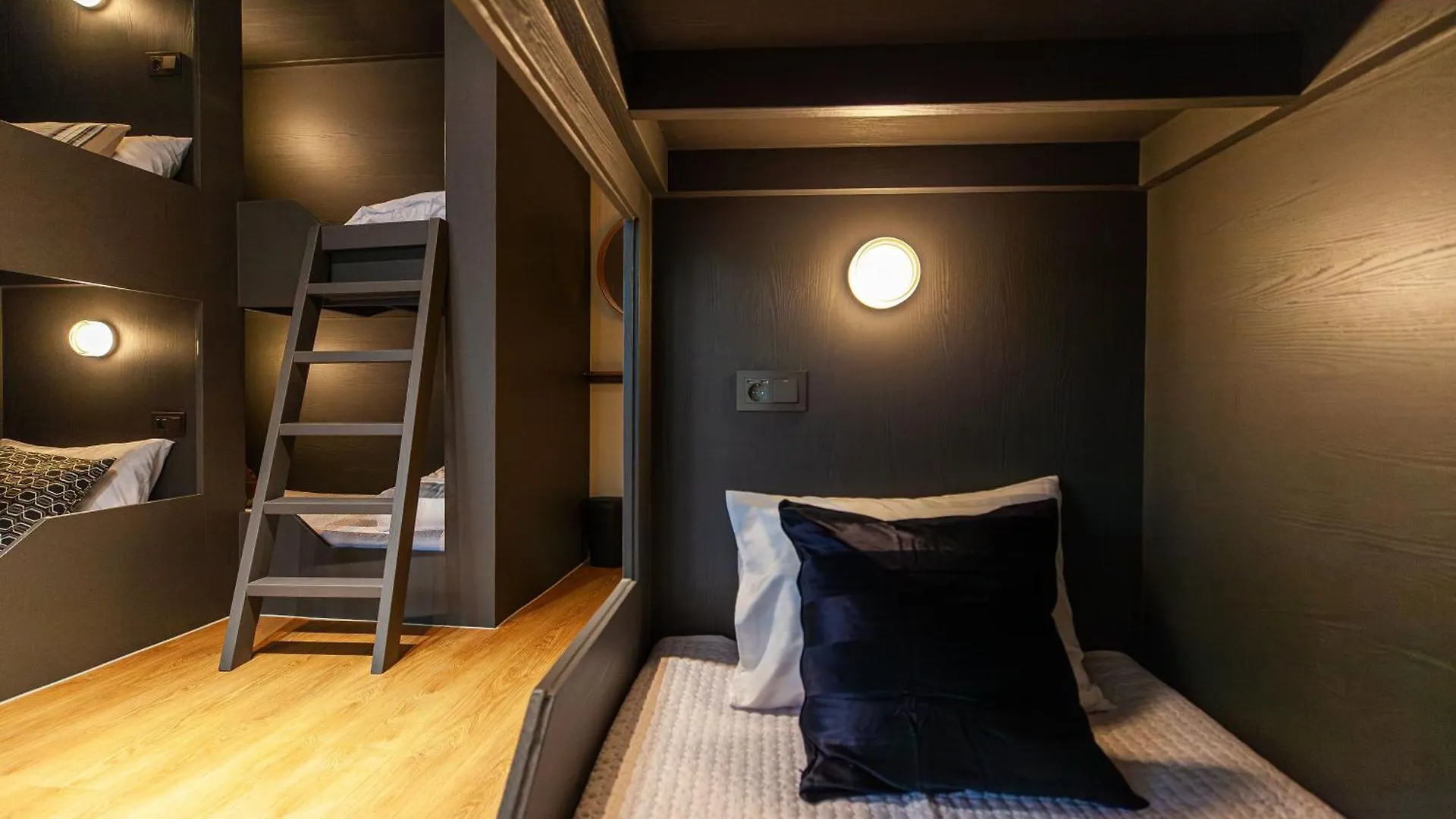 Hostel Mihojae Incheon 0*,  South Korea