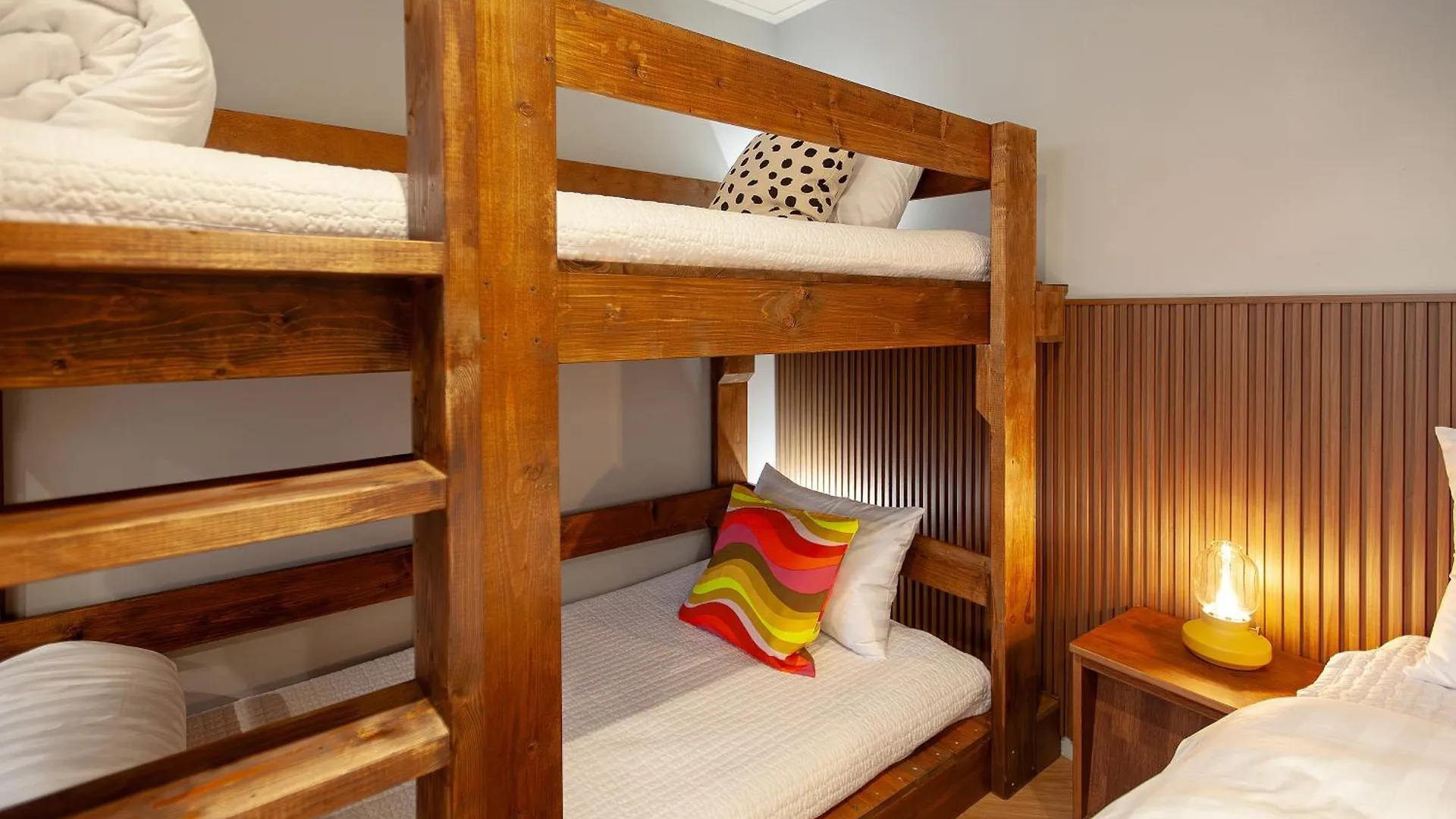 Hostel Mihojae Incheon 0*,  South Korea